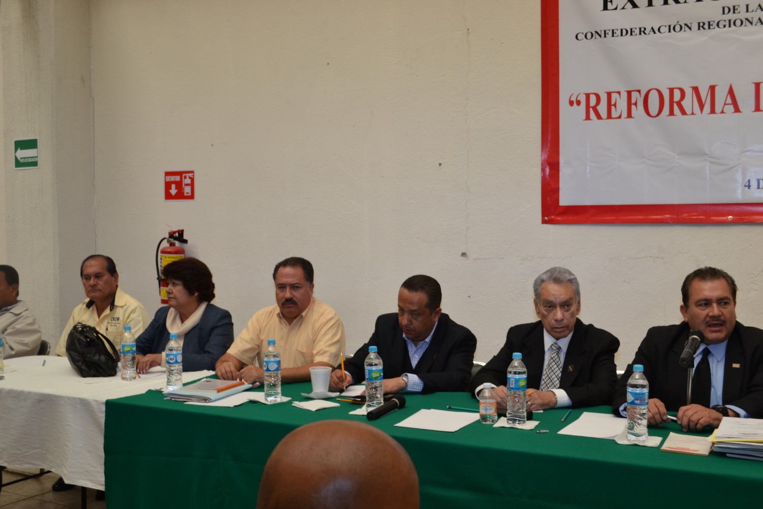 ReuniÃ³n pleno nacional para ver las acciones que se tomaran en torno a la Reforma a la LFT
