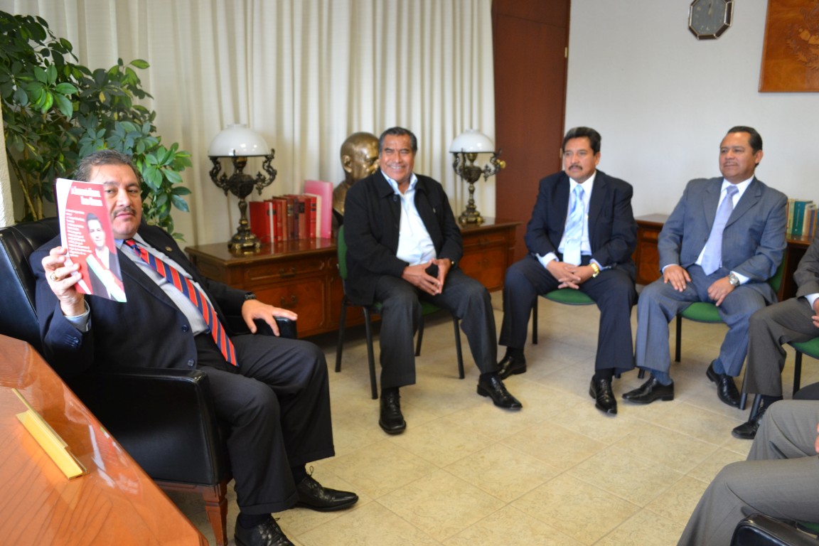 ReuniÃ³n de trabajo Secretario General con lÃ­der de Puebla y Atlixco