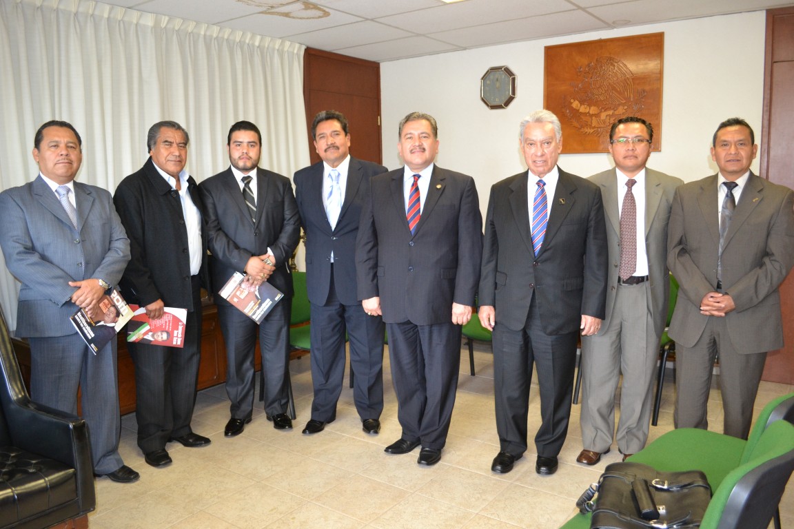 ReuniÃ³n de trabajo Secretario General con lÃ­der de Puebla y Atlixco